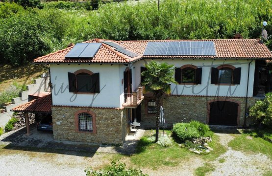 Zu verkaufen Casale Landschaft Cossano Belbo Piemonte