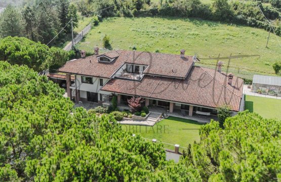 Se vende Villa Ciudad Alba Piemonte