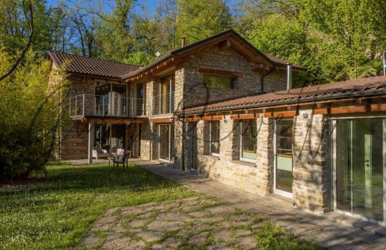 Vendita Villa Campagna Cortemilia Piemonte