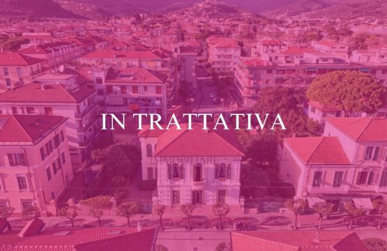 Se vende Villa Montaña Diano Marina Liguria